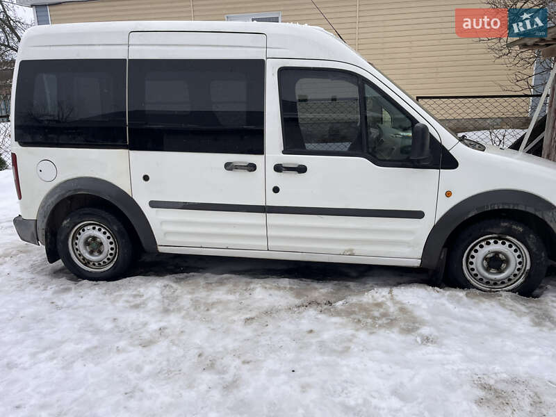 Вантажний фургон Ford Transit Connect 2004 в Кореці фото 10 Вантажний фургон Ford Transit Connect 2004 в Кореці
