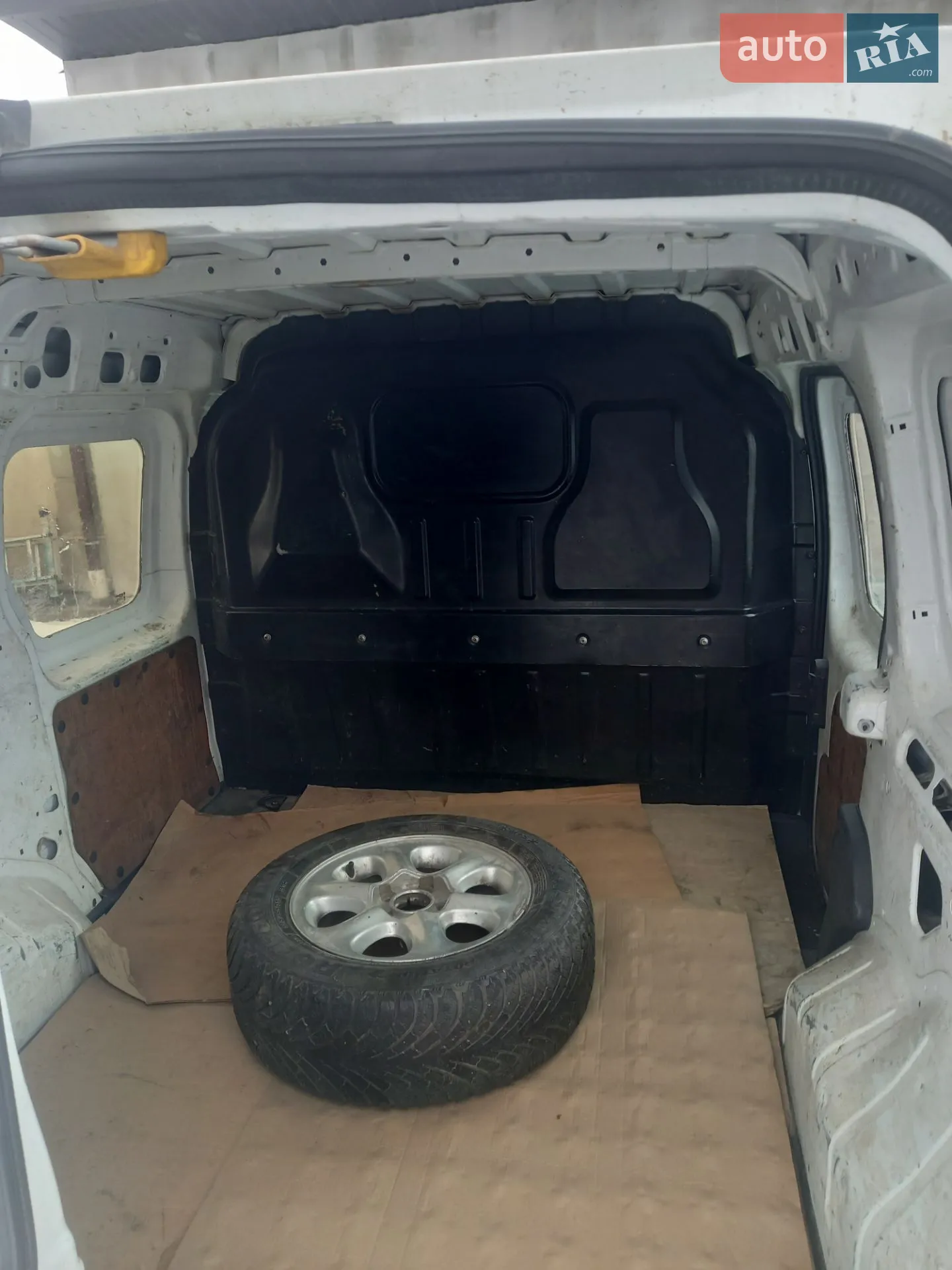 2011 Ford Transit Connect - мініатюра 6