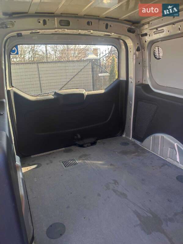 Грузовой фургон Ford Transit Connect 2015 в Коломые