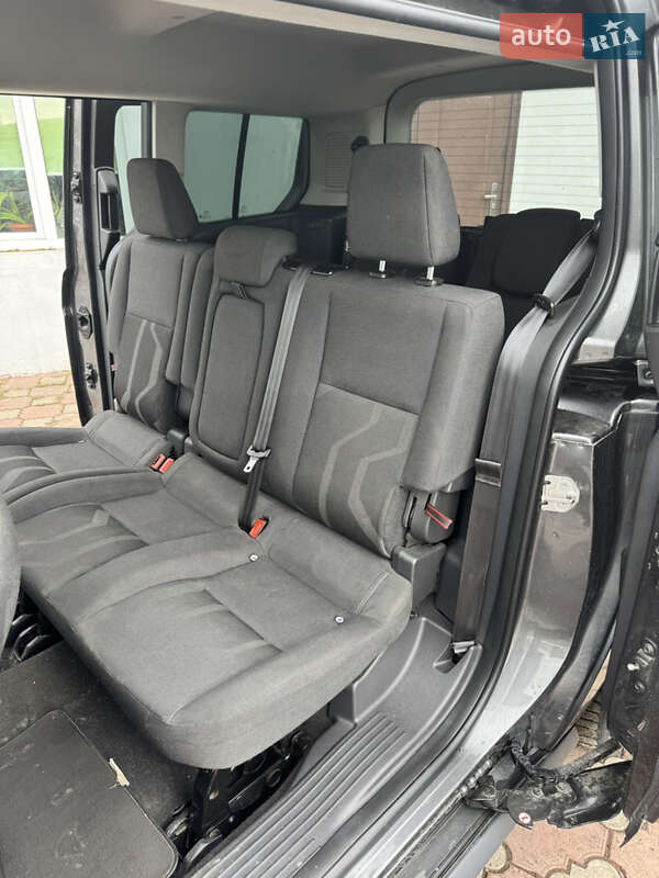 Минивэн Ford Transit Connect 2016 в Киеве
