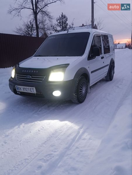 Минивэн Ford Transit Connect 2010 в Сарнах
