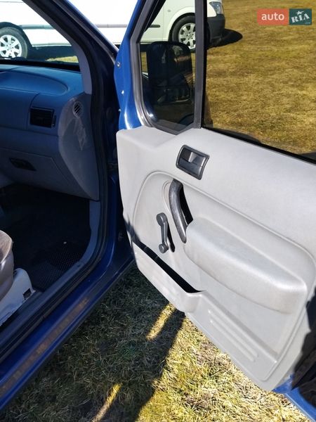 Мінівен Ford Transit Connect 2006 в Кіцмані