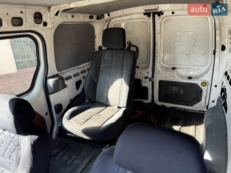 Вантажопасажирський фургон Ford Transit Connect 2005 в Василькові