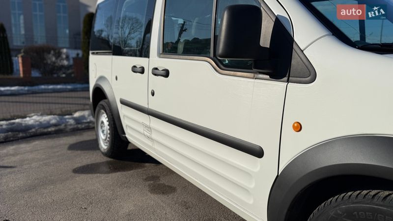 Мінівен Ford Transit Connect 2005 в Житомирі