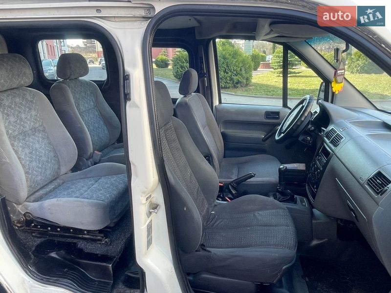 Мінівен Ford Transit Connect 2005 в Рівному