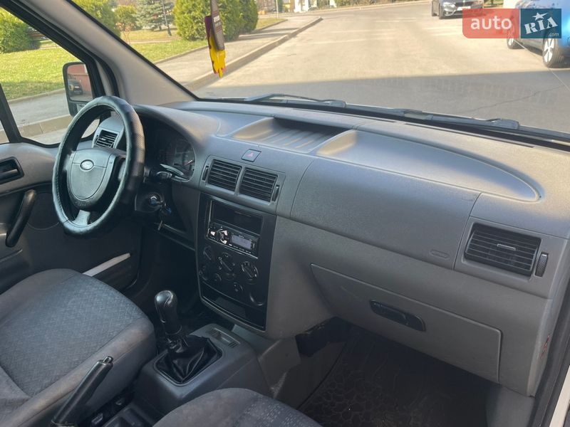 Мінівен Ford Transit Connect 2005 в Рівному