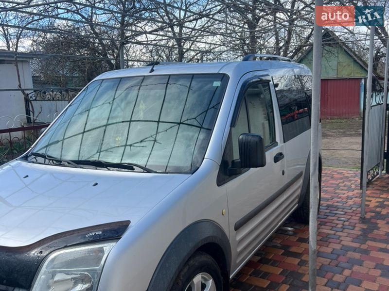 Мінівен Ford Transit Connect 2009 в Мурованих Курилівцях