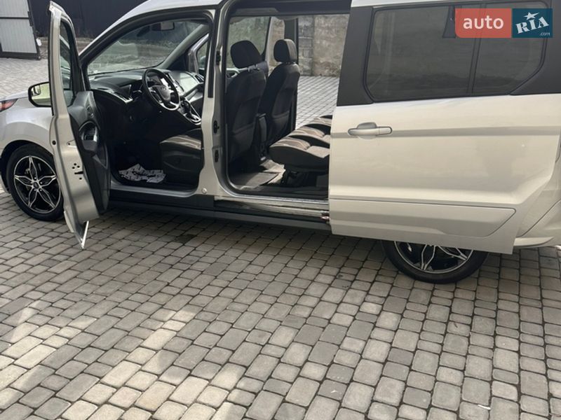 Минивэн Ford Transit Connect 2018 в Ивано-Франковске