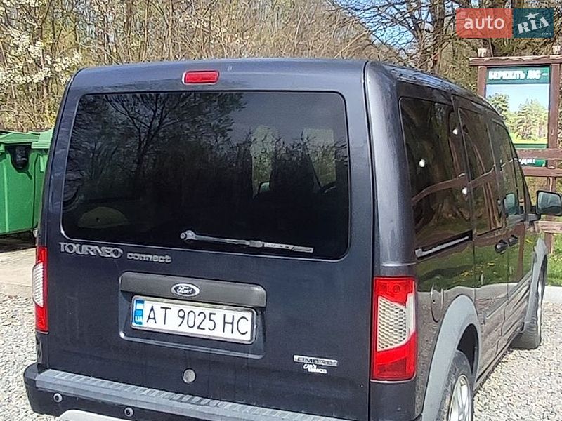 Минивэн Ford Transit Connect 2009 в Калуше