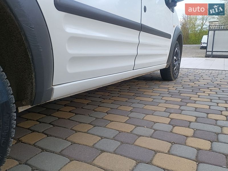 Мінівен Ford Transit Connect 2010 в Снятині