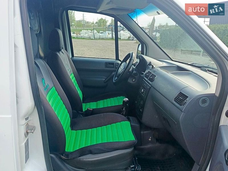 Вантажний фургон Ford Transit Connect 2007 в Дніпрі