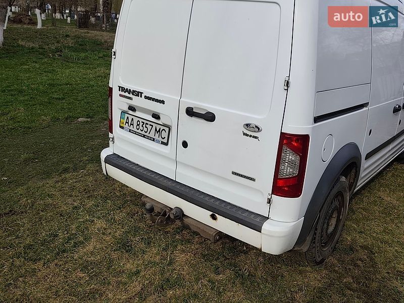 Грузовой фургон Ford Transit Connect 2012 в Киеве
