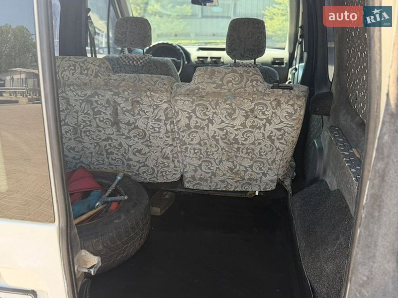 Мінівен Ford Transit Connect 2006 в Кропивницькому