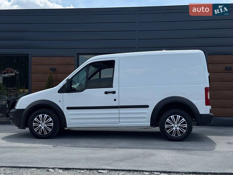 Грузовой фургон Ford Transit Connect 2009 в Ровно