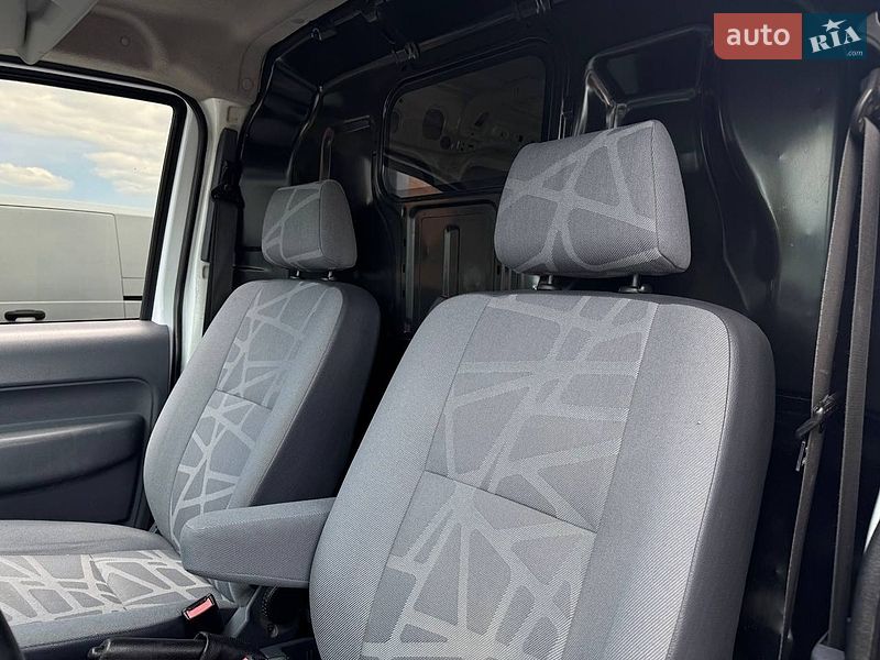 Грузовой фургон Ford Transit Connect 2009 в Ровно