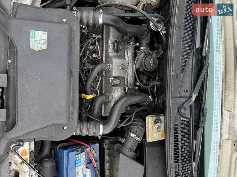 Мінівен Ford Transit Connect 2004 в Звягелі фото 28 Мінівен Ford Transit Connect 2004 в Звягелі