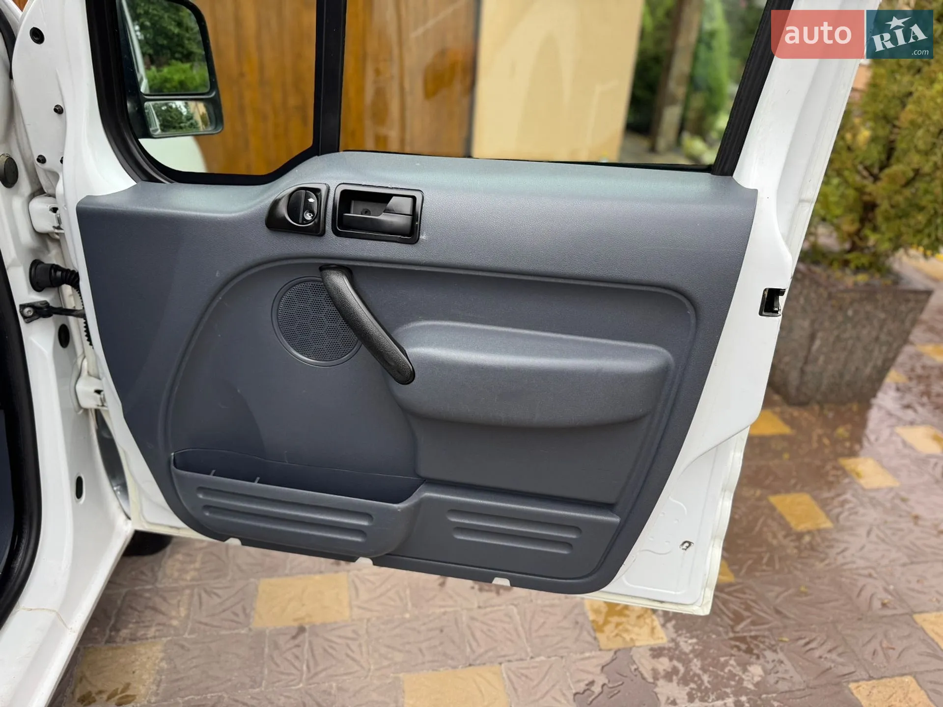 2010 Ford Transit Connect - мініатюра 22