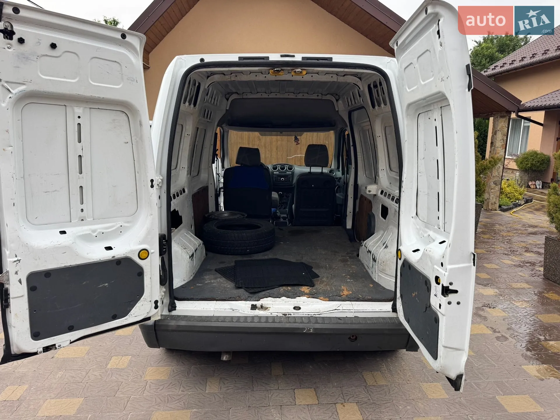 2010 Ford Transit Connect - мініатюра 26