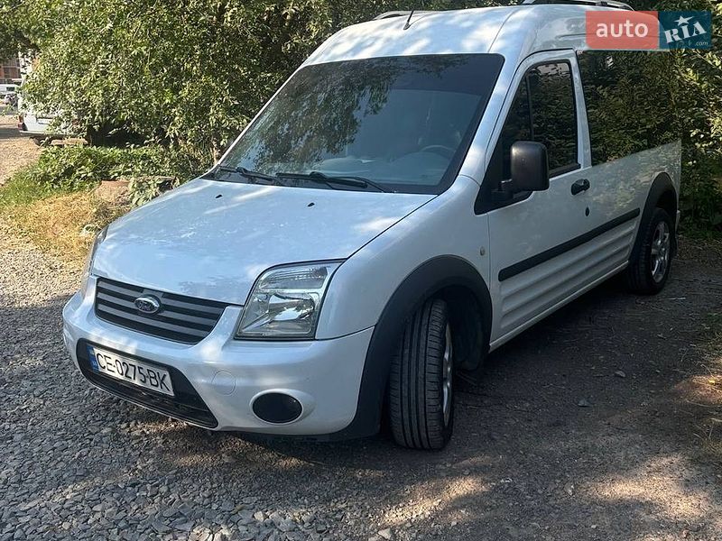 Ford Transit Connect, photos from the listing