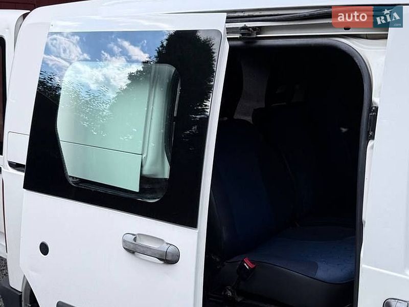 Минивэн Ford Transit Connect 2006 в Киверцах