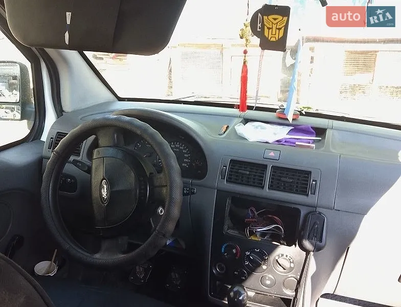 Ford Transit Connect 2004
