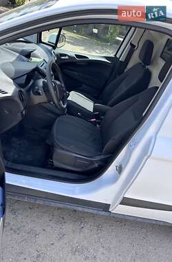Грузовой фургон Ford Transit Courier 2015 в 