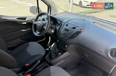 Грузовой фургон Ford Transit Courier 2023 в 