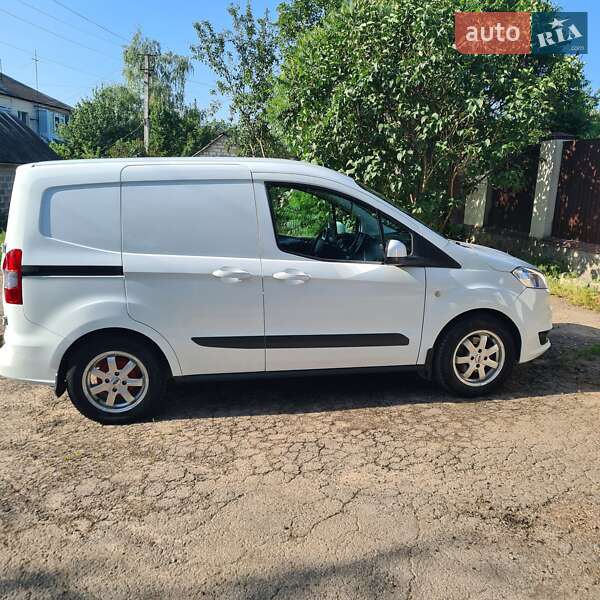 Вантажний фургон Ford Transit Courier 2015 в Харкові