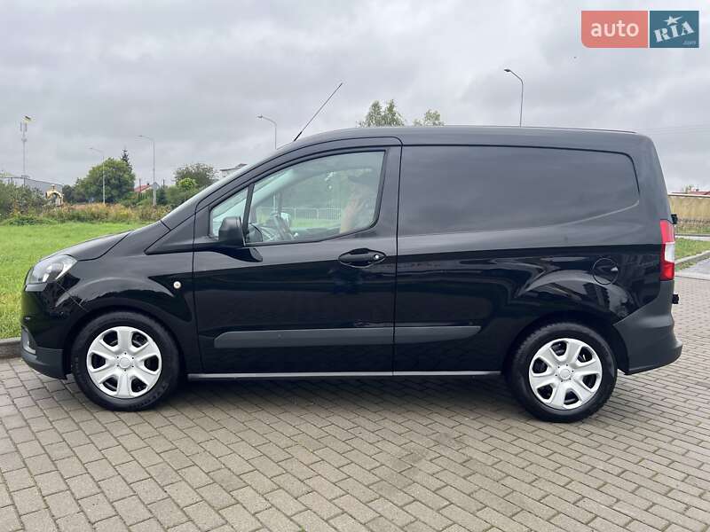 Грузовой фургон Ford Transit Courier 2020 в Львове