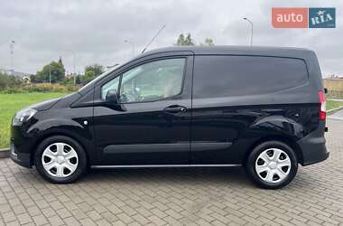 Грузовой фургон Ford Transit Courier 2020 в 