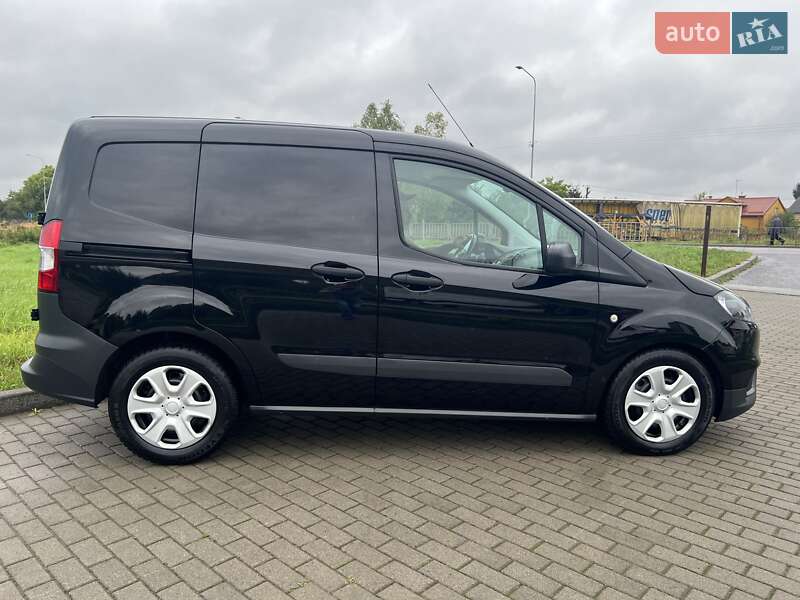 Грузовой фургон Ford Transit Courier 2020 в Львове
