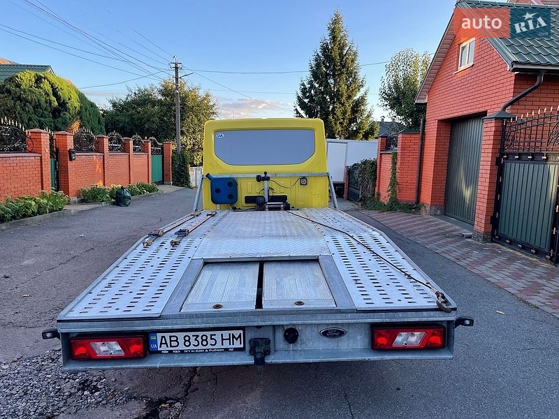 Автовоз Ford Transit Courier 2015 в Виннице
