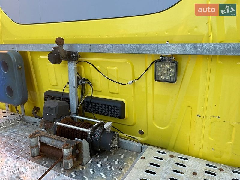 Автовоз Ford Transit Courier 2015 в Виннице