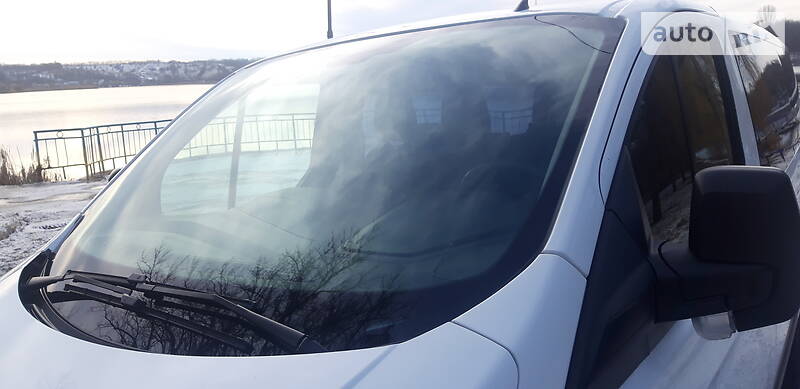 Мінівен Ford Transit Custom 2014 в Ватутіному