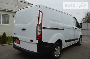 Вантажопасажирський фургон Ford Transit Custom 2015 в 
