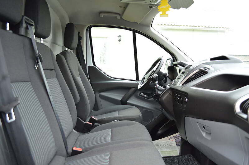 Вантажопасажирський фургон Ford Transit Custom 2015 в Харкові