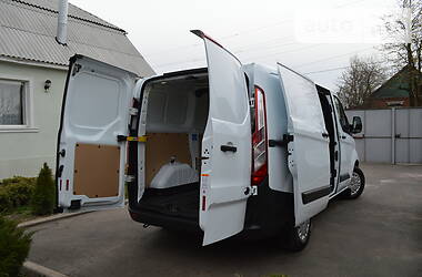 Вантажопасажирський фургон Ford Transit Custom 2015 в 