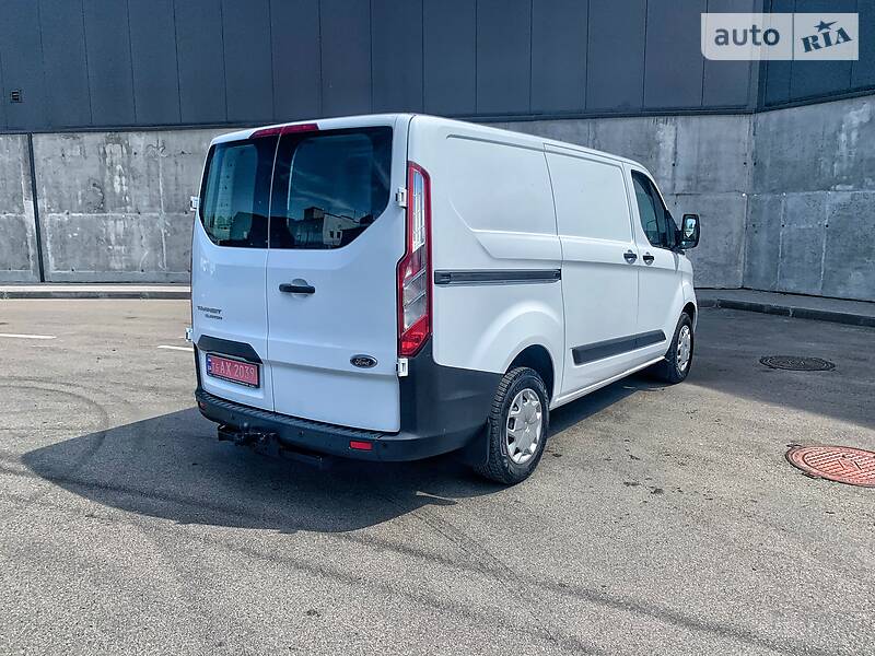 Вантажопасажирський фургон Ford Transit Custom 2015 в Києві