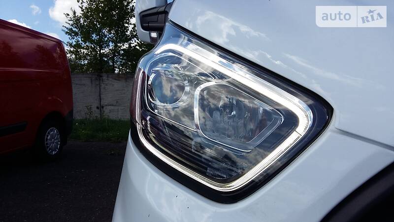 Вантажопасажирський фургон Ford Transit Custom 2018 в Івано-Франківську