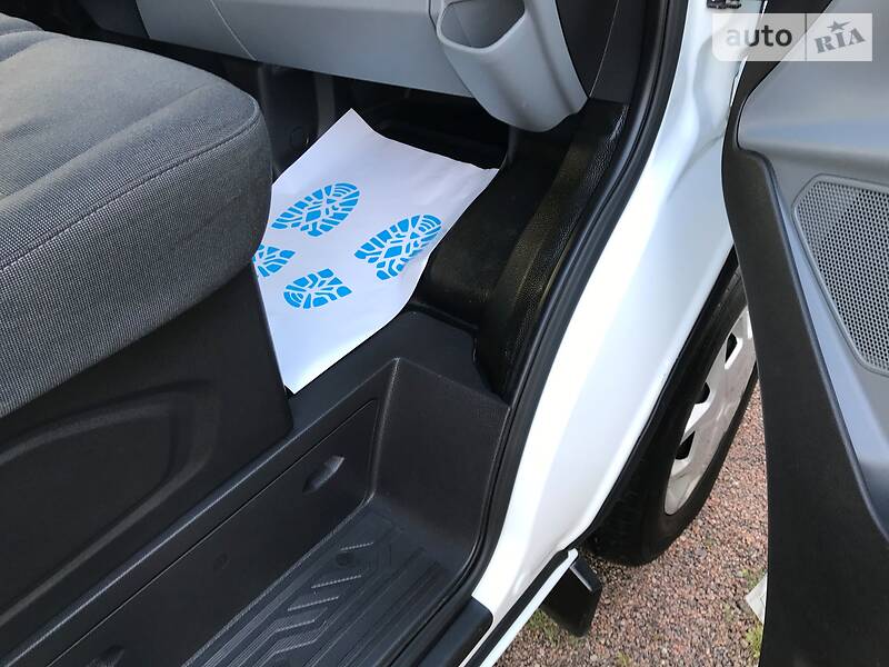 Вантажопасажирський фургон Ford Transit Custom 2016 в Одесі фото 30 Вантажопасажирський фургон Ford Transit Custom 2016 в Одесі