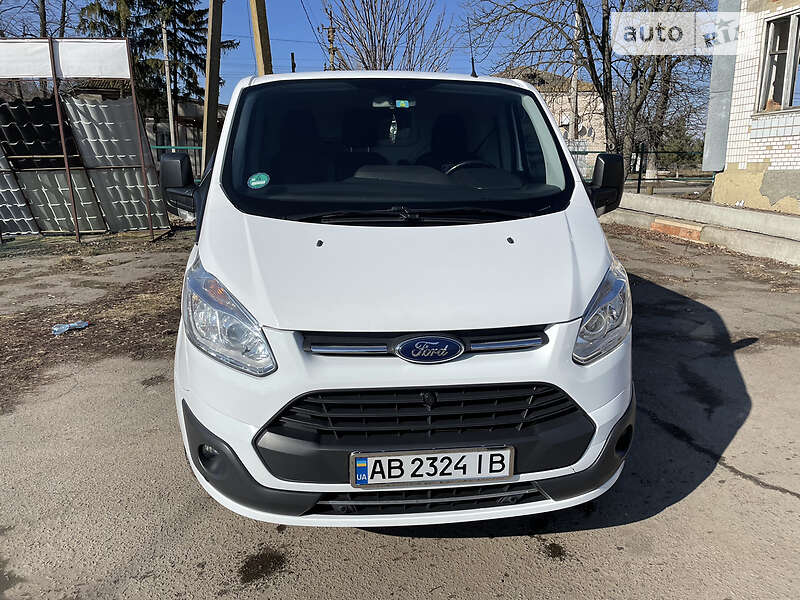 Вантажний фургон Ford Transit Custom 2016 в 