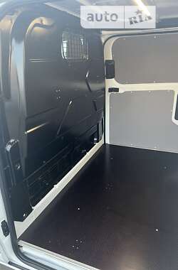 Грузовой фургон Ford Transit Custom 2019 в 