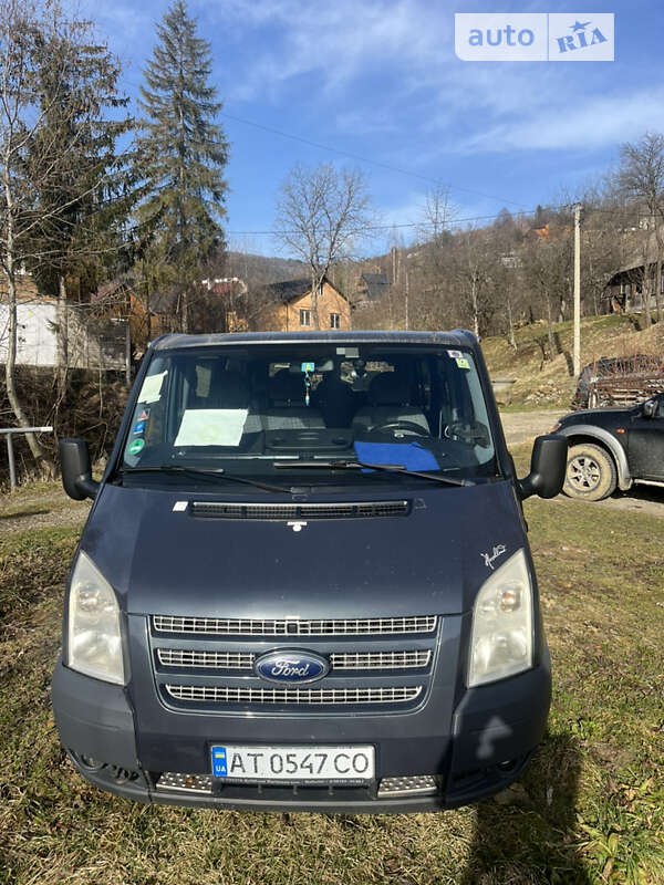 Мінівен Ford Transit Custom 2012 в Яремчі