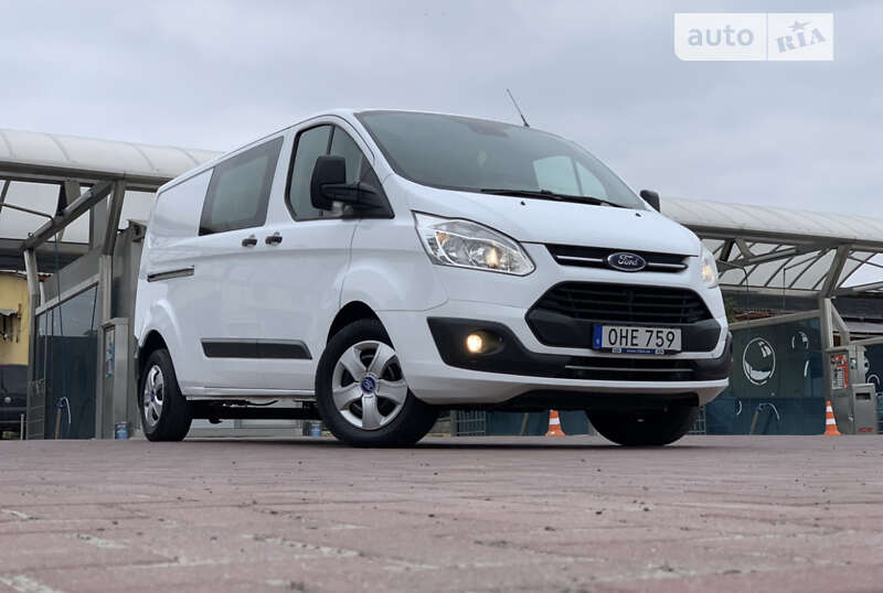 Мінівен Ford Transit Custom 2017 в Рівному