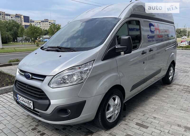 Вантажний фургон Ford Transit Custom 2016 в Львові