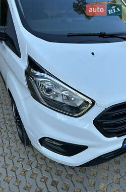 Вантажний фургон Ford Transit Custom 2019 в 