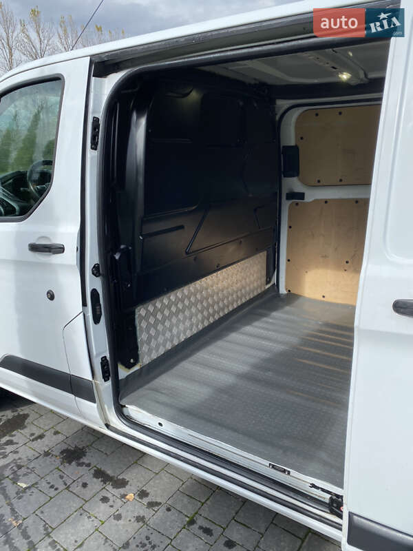 Вантажний фургон Ford Transit Custom 2017 в Івано-Франківську фото 13 Вантажний фургон Ford Transit Custom 2017 в Івано-Франківську