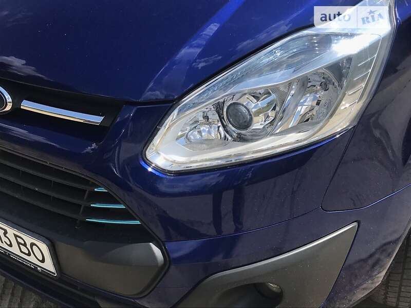 Вантажопасажирський фургон Ford Transit Custom 2015 в Києві