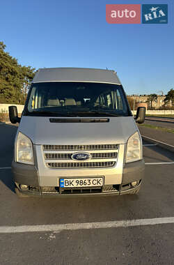 Минивэн Ford Transit Custom 2012 в Сарнах