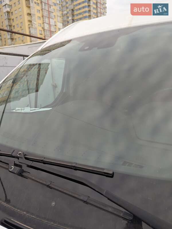 Вантажний фургон Ford Transit Custom 2017 в Києві